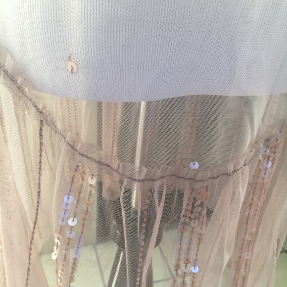 Sheer beaded dress - Picture 3 of 4